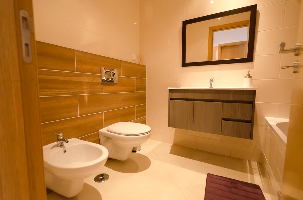 Modern 2 Bed Apartment 5Km Carvoeiro Lagoa  Exterior foto